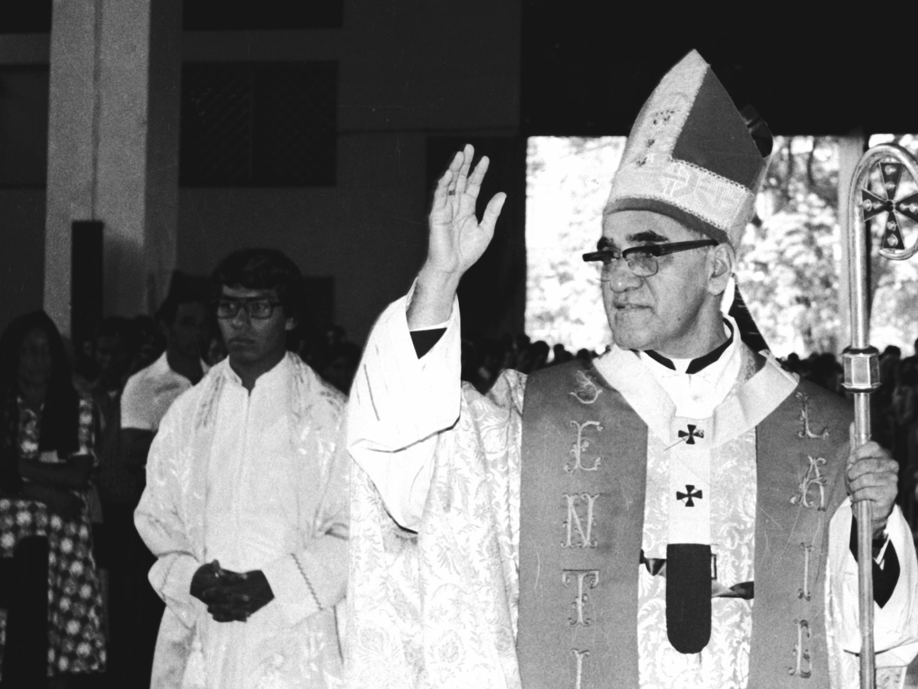 Pope gives go ahead for Romero to be declared a saint 