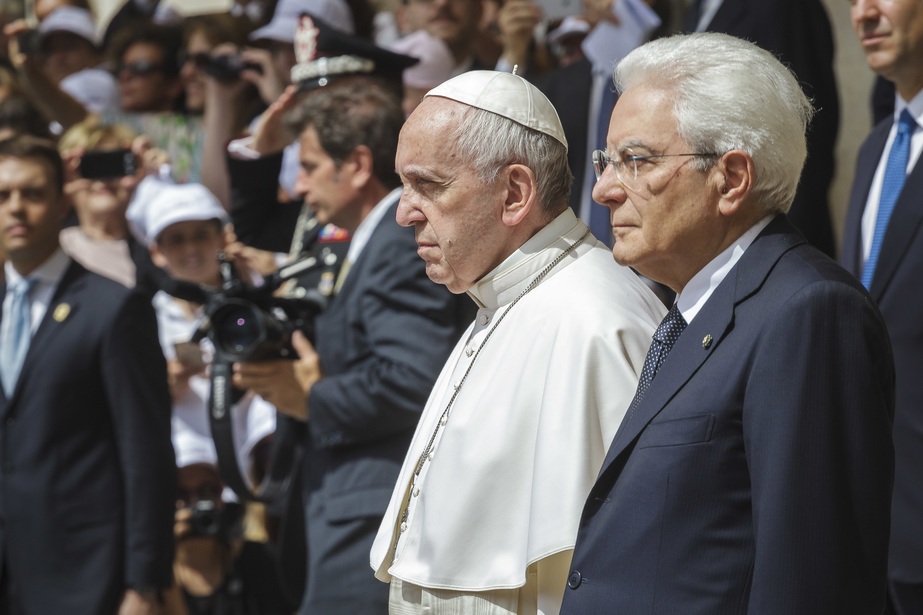 President of Italy 'praises' Pope Francis