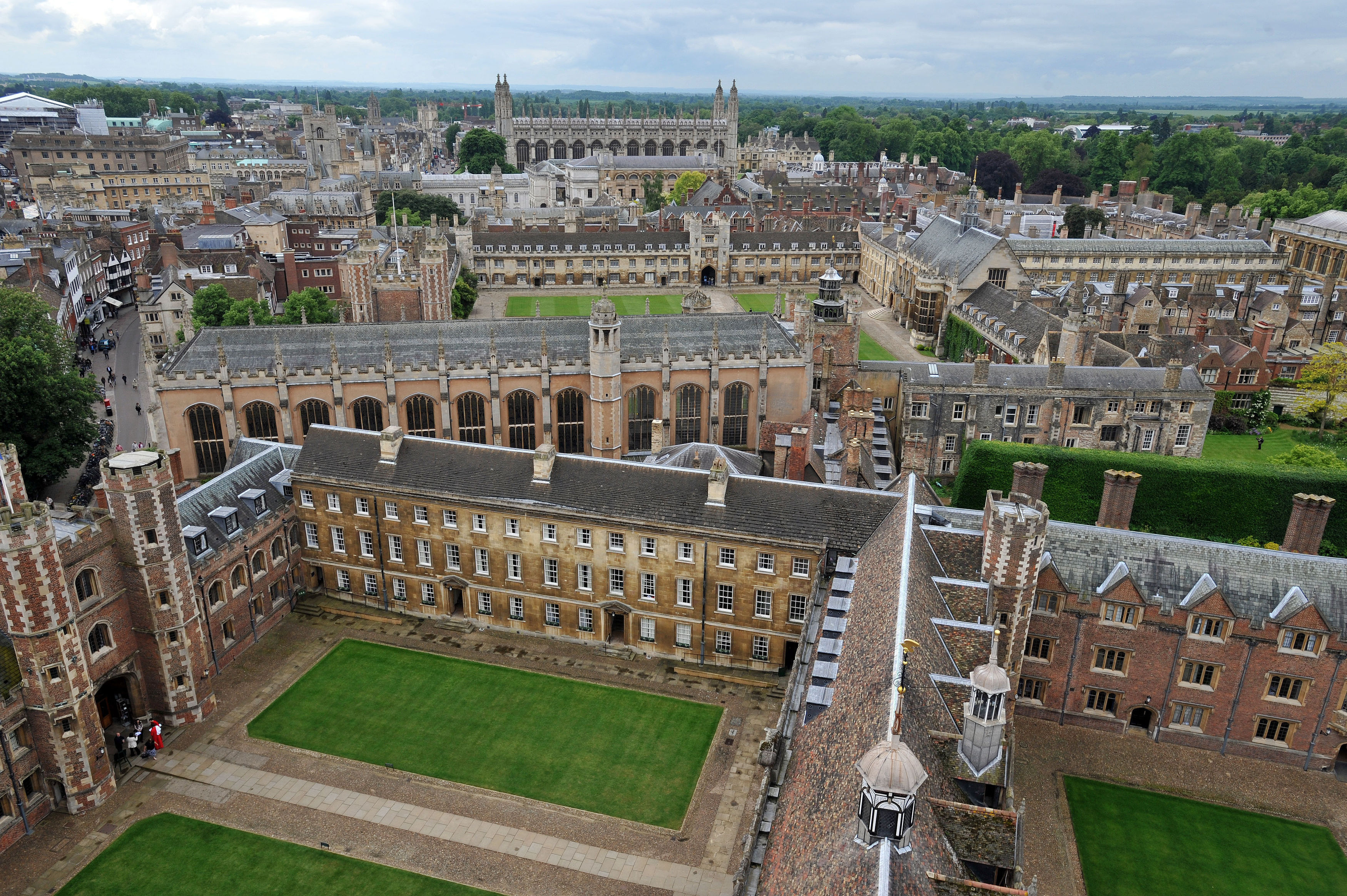 Appointment by Cambridge college provokes academics 