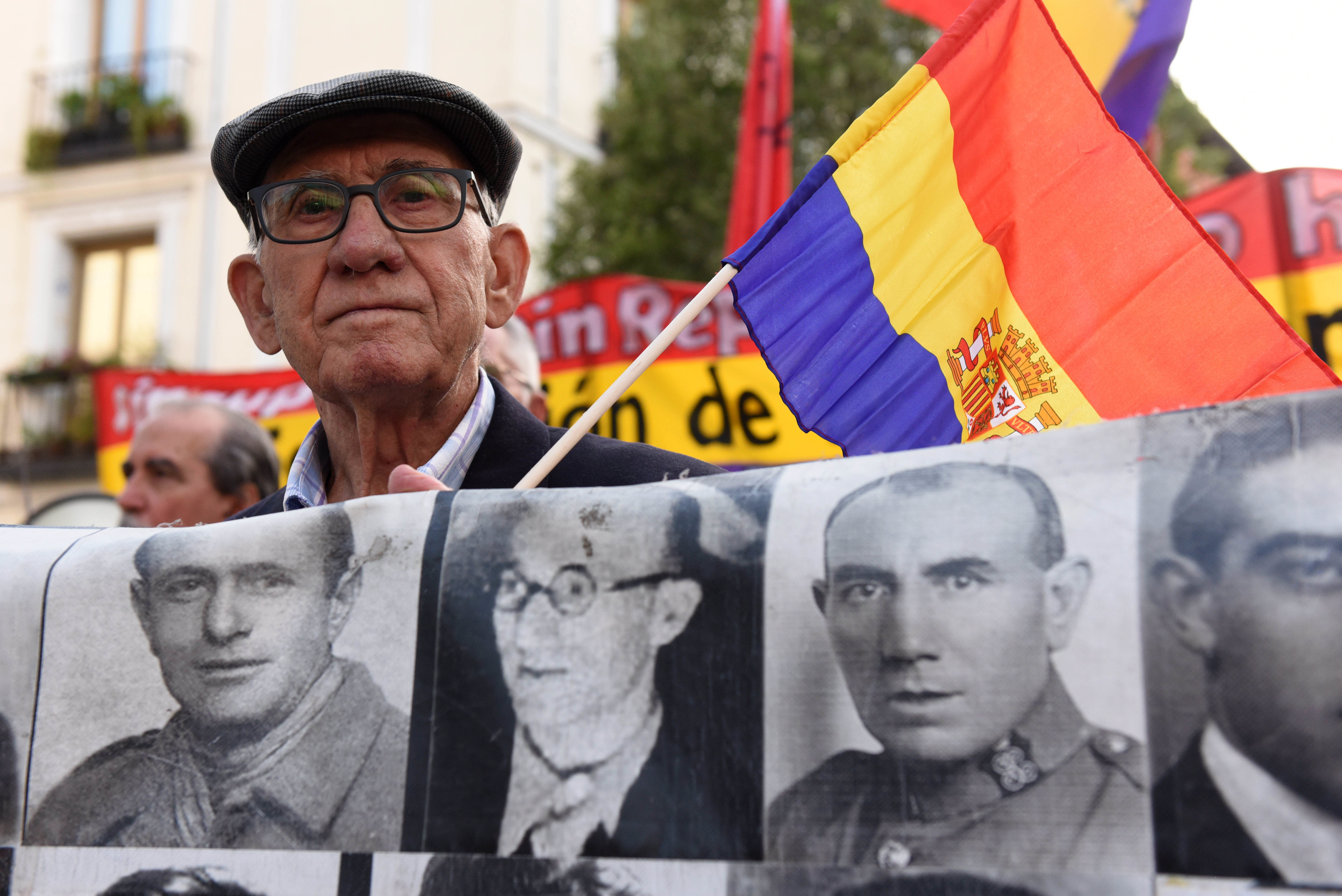 Nuncio accuses Spain of 'resurrecting Franco', leading to complaint