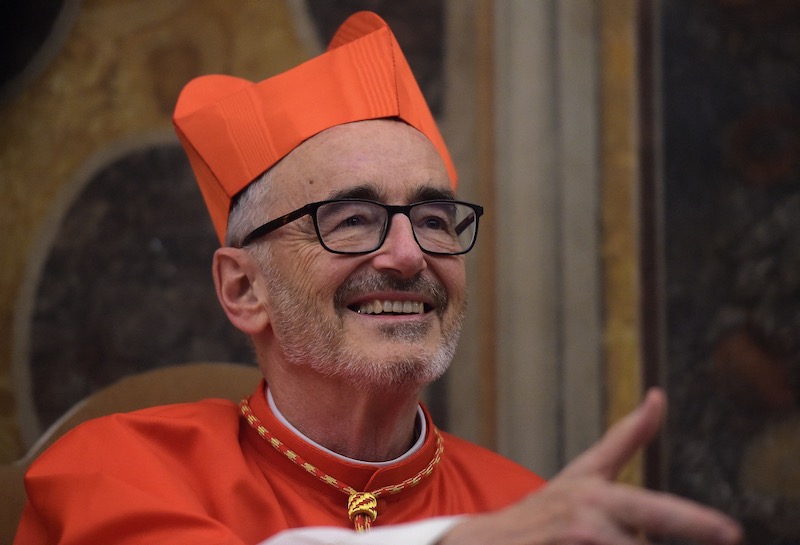 Cardinal backs welfare support for migrants