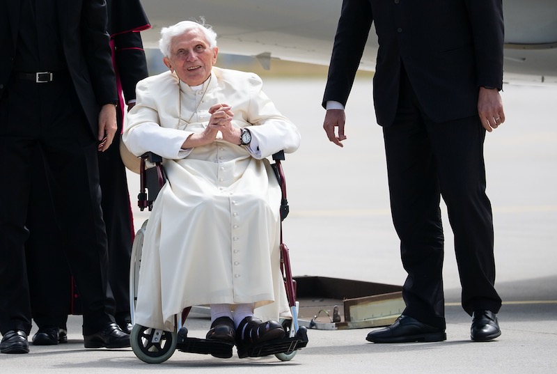 Vatican denies that Pope Emeritus is seriously ill