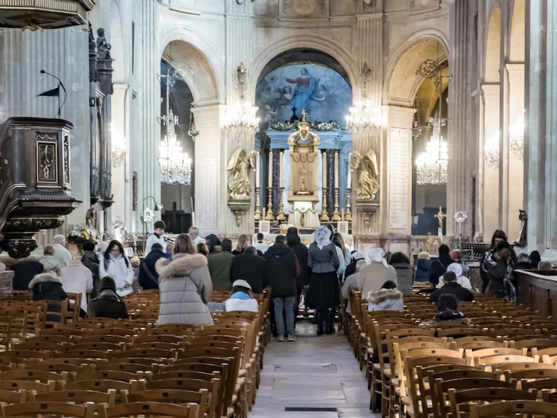 French church loses 40 per cent of income 