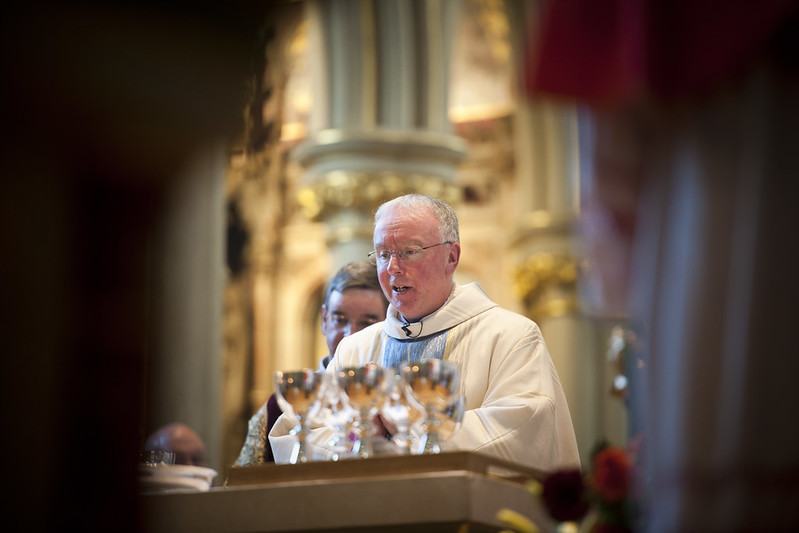 Bishop of Portsmouth asks Catholics to return to Mass