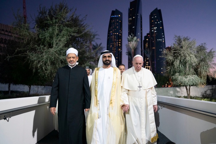 Make peace, not war, says Pope in UAE