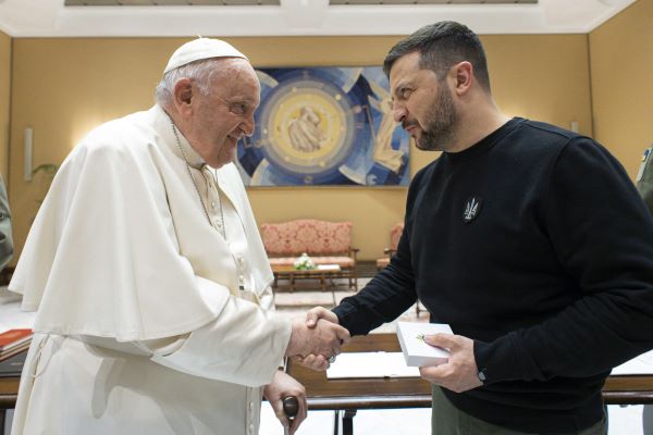 Francis meets Zelenskiy in effort for ceasefire