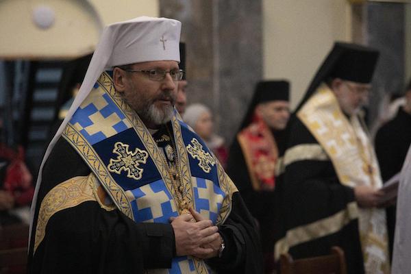 Ukrainian archbishop rallies nation as battle lines harden