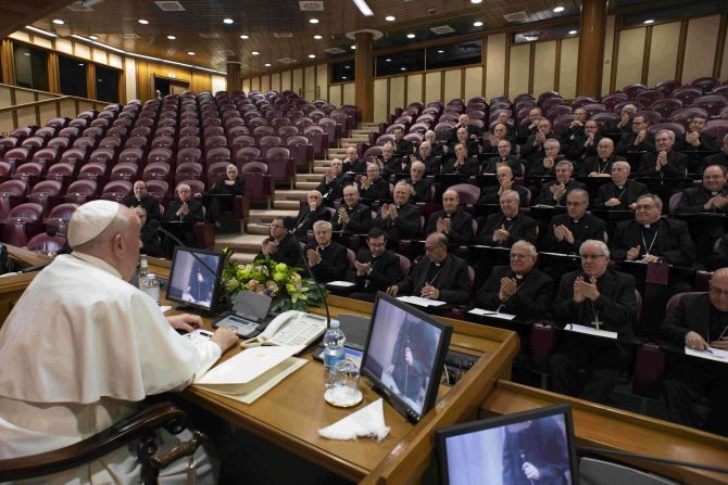 Seminarians must have ‘feet on the ground’, Pope tells Spanish bishops