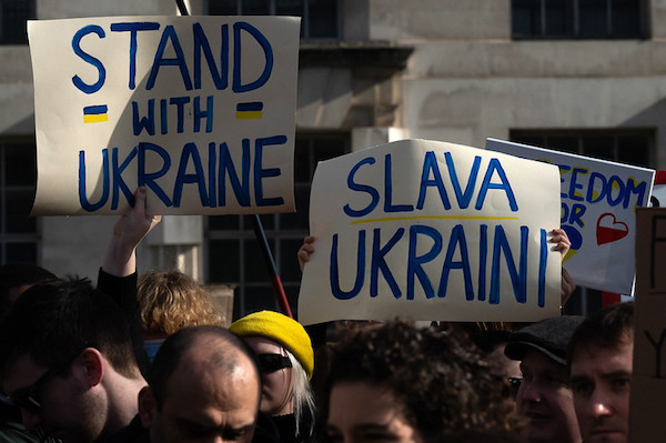 Ukrainians appeal for renewed support for refugees