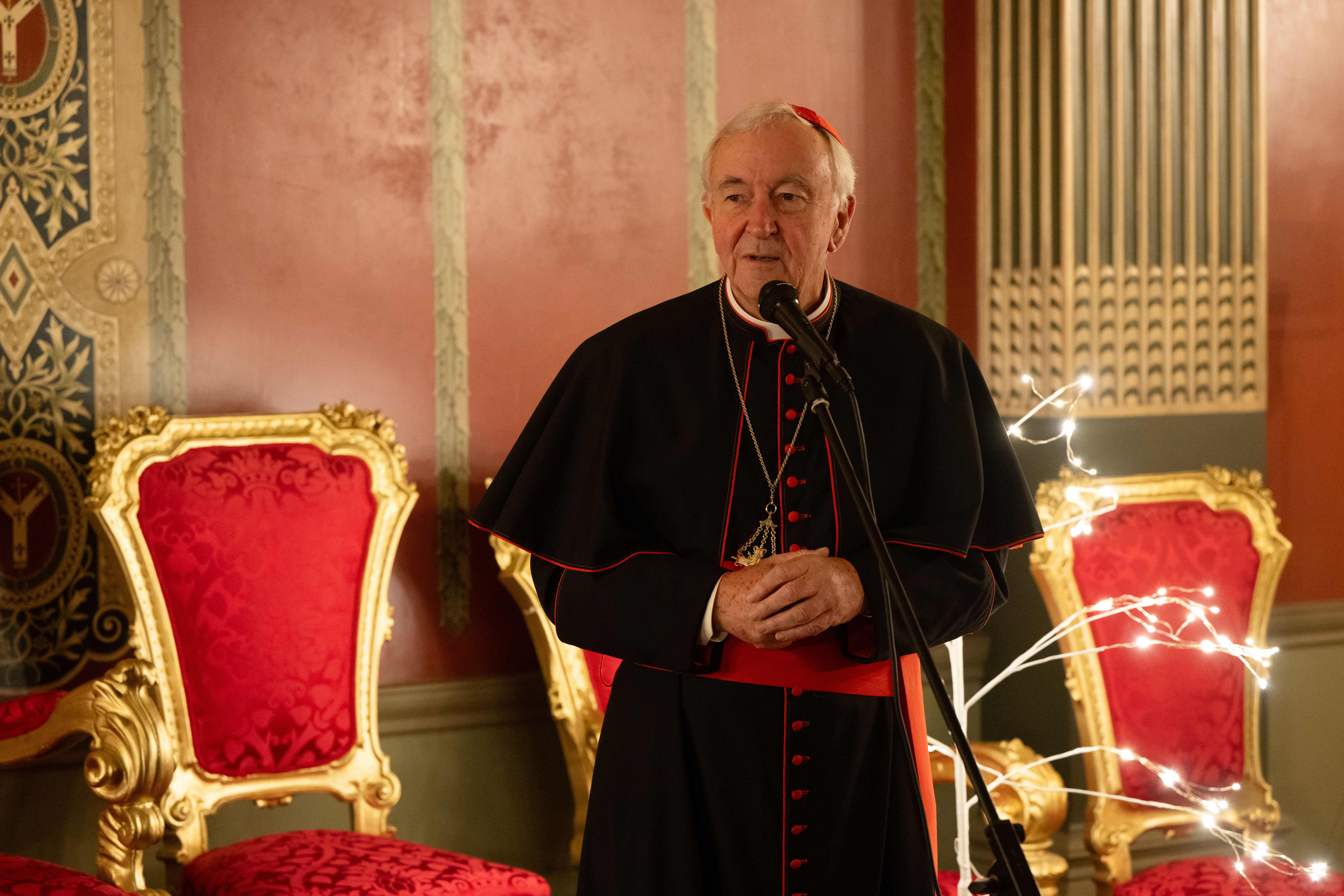Blessings offer ‘grace and mercy’, not approval, says cardinal