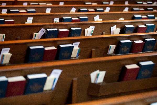Decision to embrace ESV Bible translation risks alienating women, say scholars