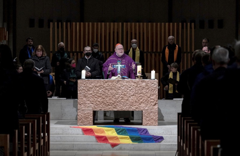 Cardinal Marx apologises at 'Queer Mass'
