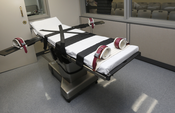 Arkansas kills two prisoners as last-minute court order delays second execution