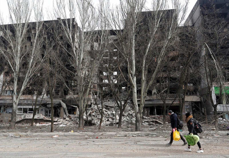 Seven dead as Caritas Ukraine offices destroyed by Russian fire