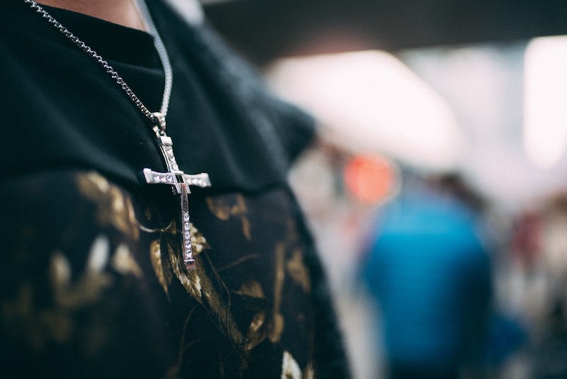 Christian employees feel 'uncomfortable' wearing religious symbols