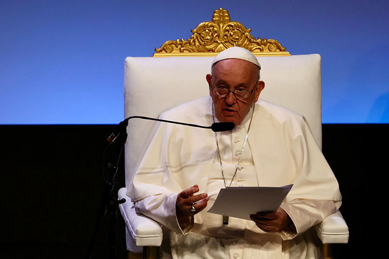 Migrant crisis requires wisdom, not ‘alarmist propaganda’, says Pope Francis