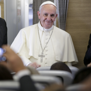  On plane from Africa Pope Francis says that it is 'now or never' for Paris climate talks 