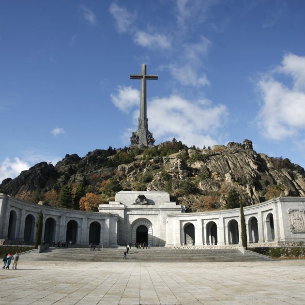 Spanish church considers calls for Franco reburial 