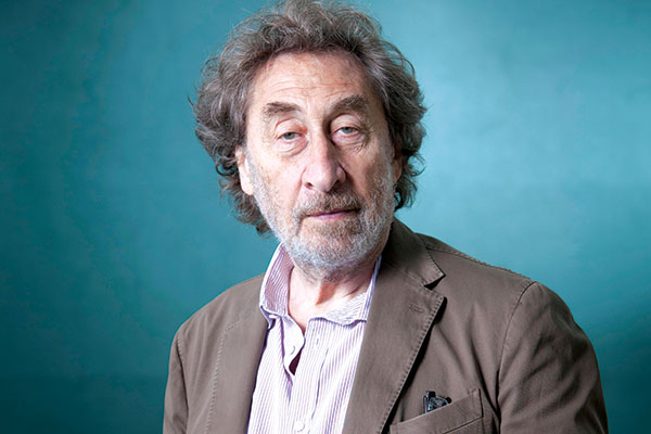 Howard Jacobson's memoir is a captivating and compelling read