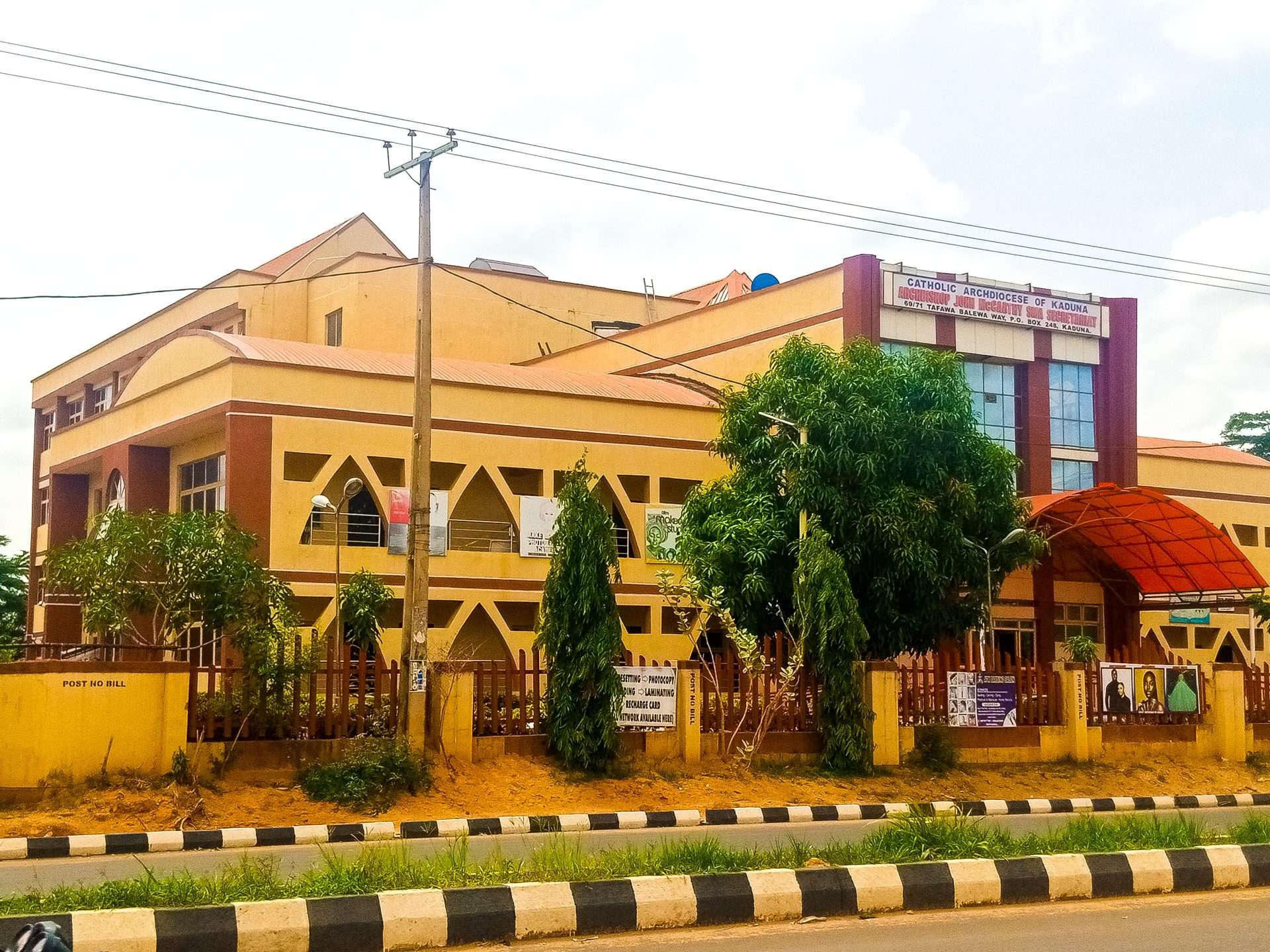 Priest and parishioners seized in wave of attacks in northwest Nigeria