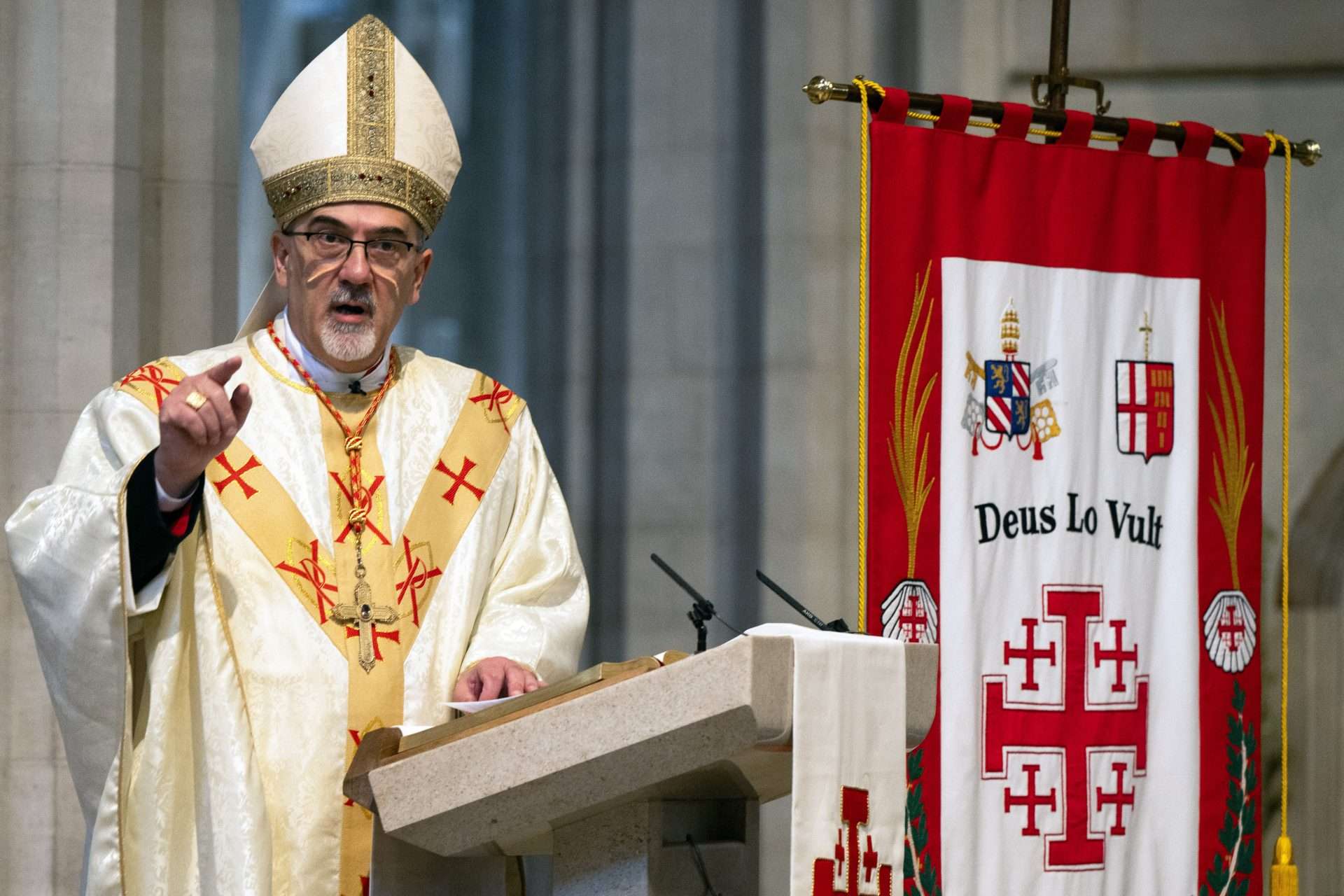 Jerusalem church leaders barred from Holy Sepulchre on Palm Sunday