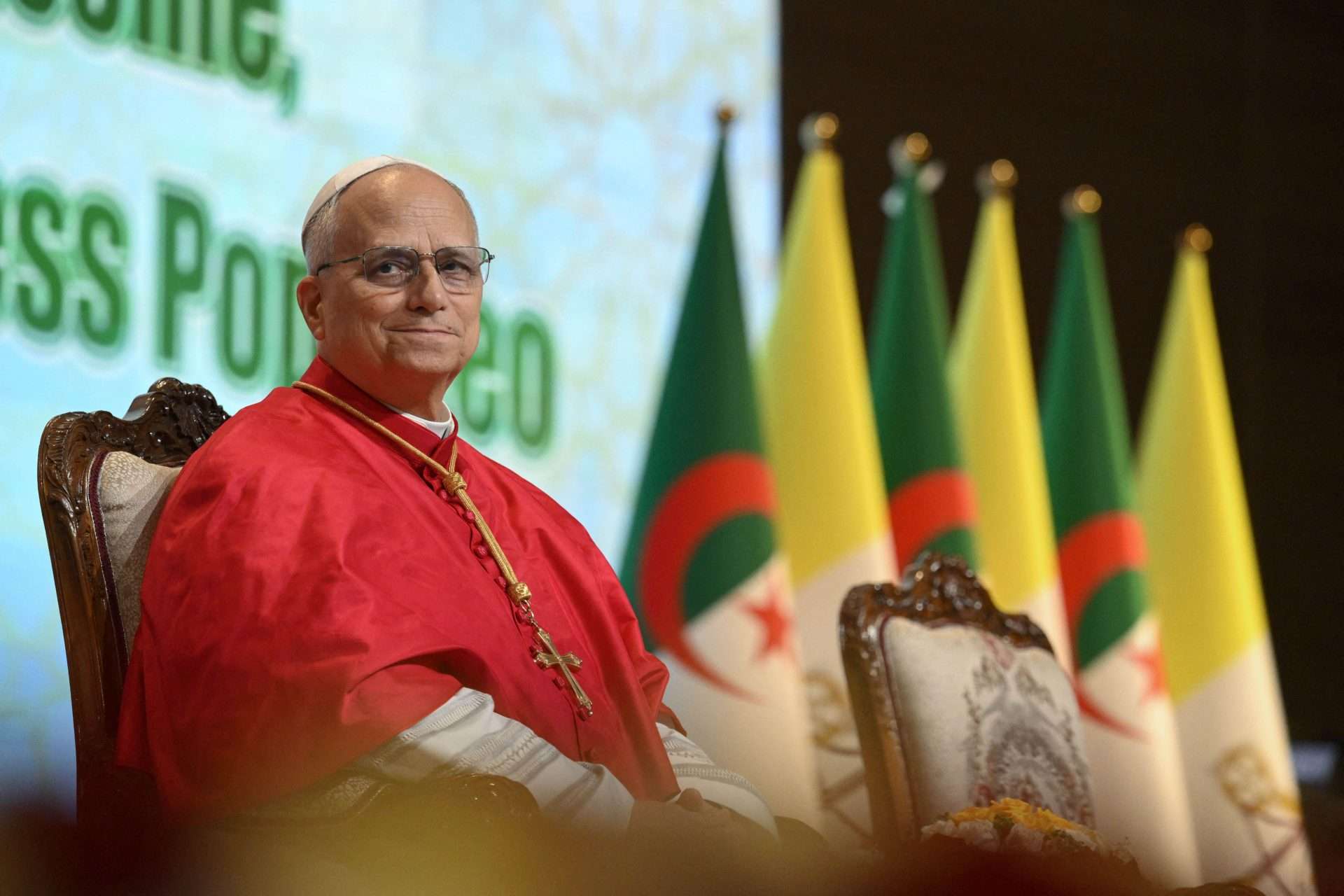 Pope begins apostolic journey as ‘pilgrim of peace’ in Algeria