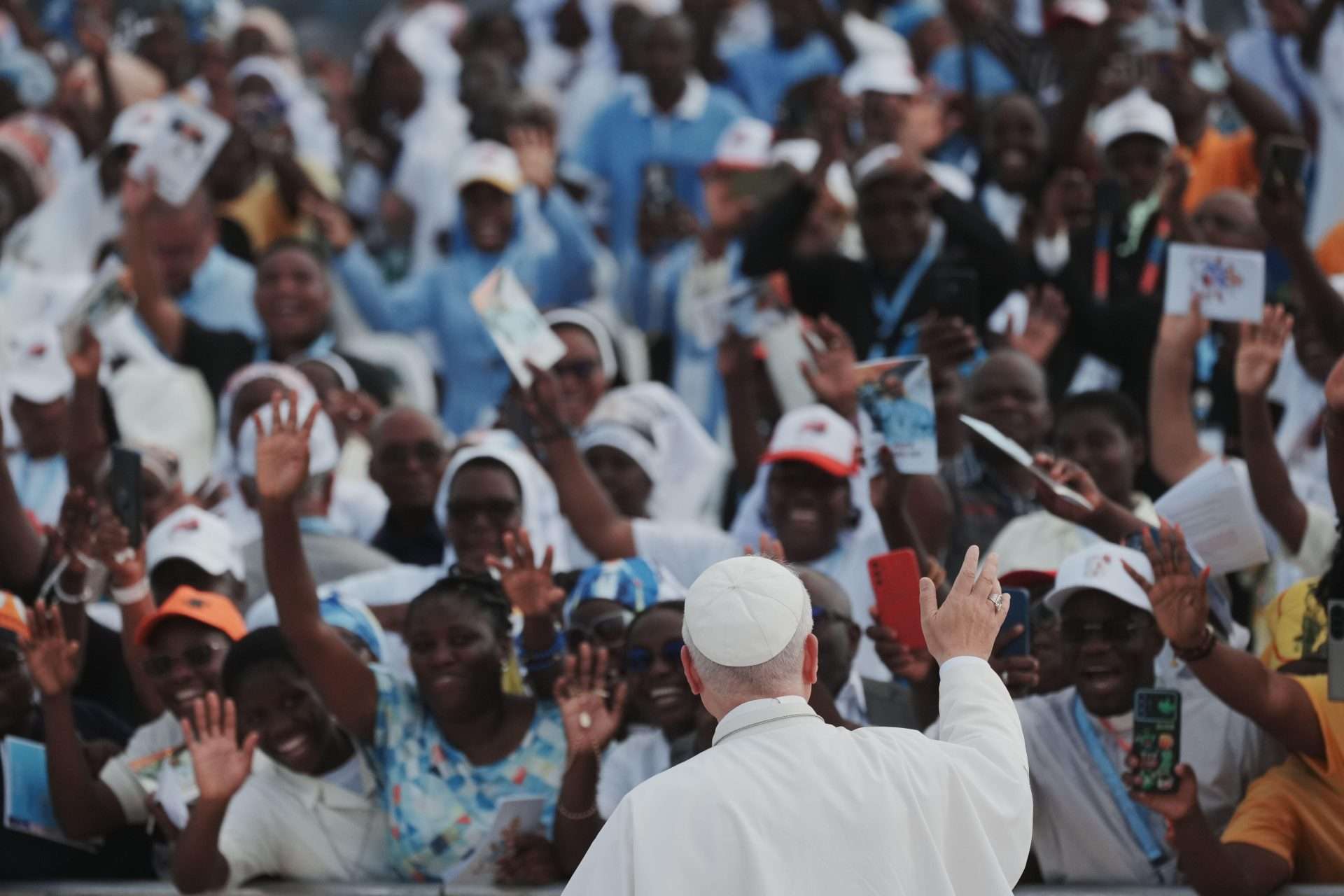 Youth welcome for Leo a ‘call to conscience’ for African leaders