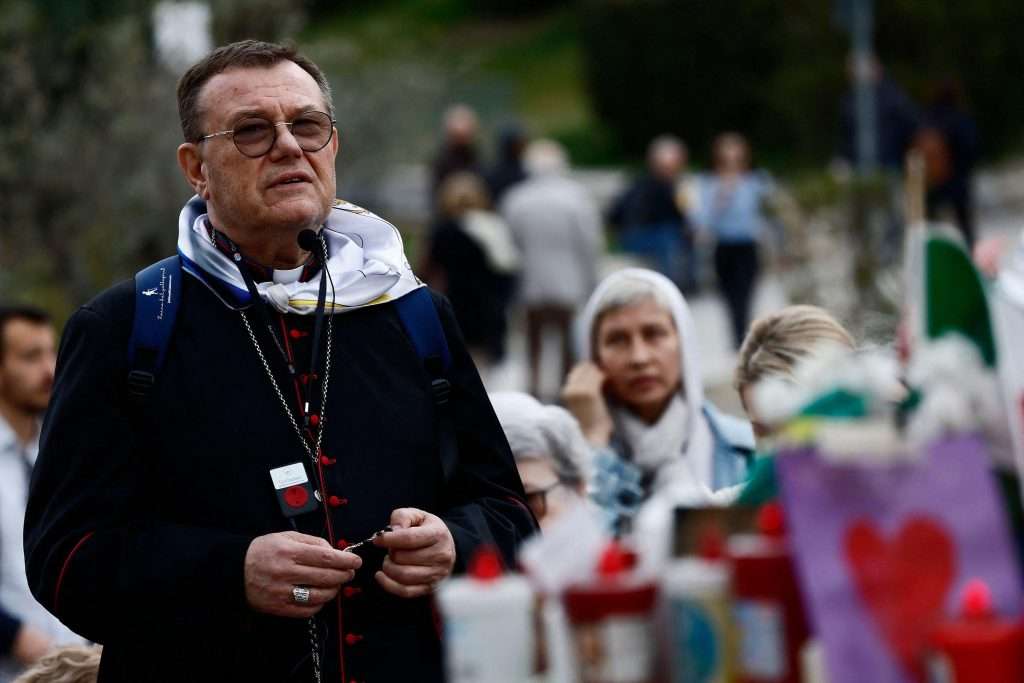 Archbishop of Moscow resigns citing health problems