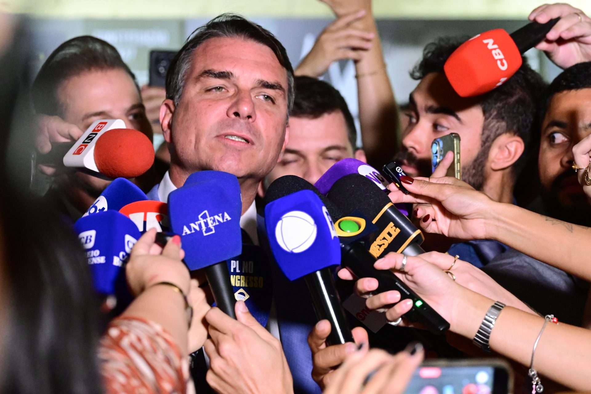 Bolsonaro leads in first round of Brazil election despite Aparecida alarm
