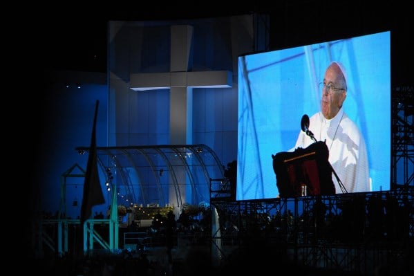 Pope explains ‘pastoral’ blessings on Italian TV